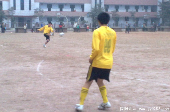 201012058110.jpg