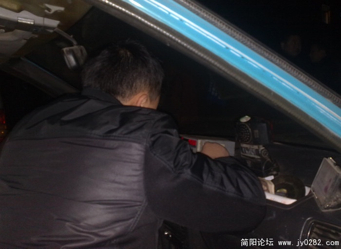 201012098147.jpg