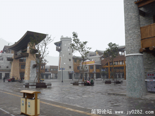 P1030629_conew1.gif