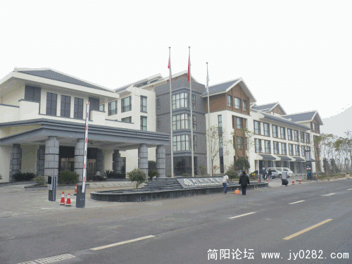 P1030687_conew1.gif