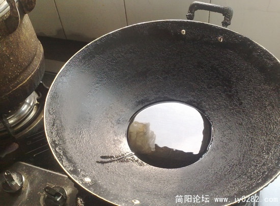 201012258300.jpg