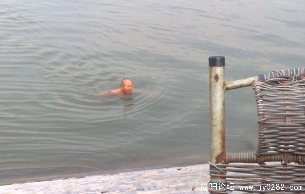 201012268325.jpg