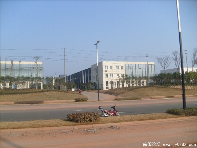S7303849.JPG