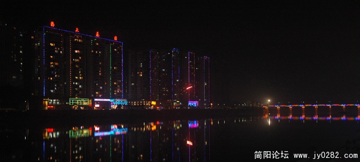 滨江路.jpg