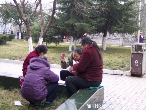 悠闲地市民