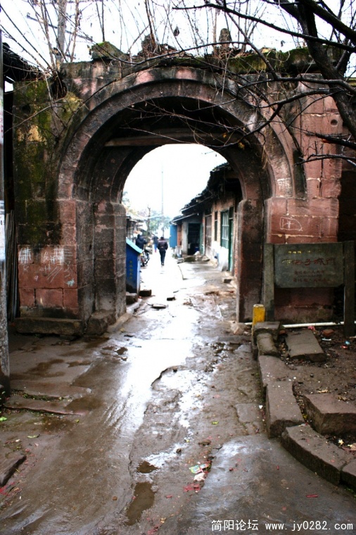 下栅子城门-1.jpg