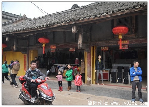 DSC_1261_缩小大小.jpg