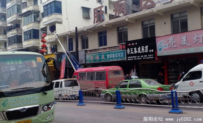 201102218785.jpg