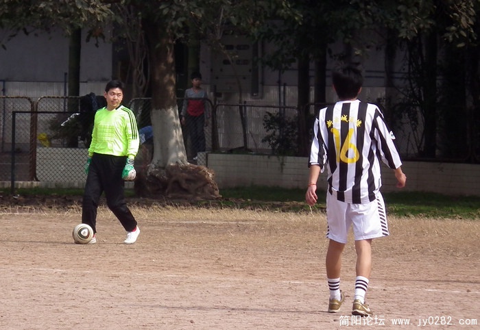 QRJ 009.jpg