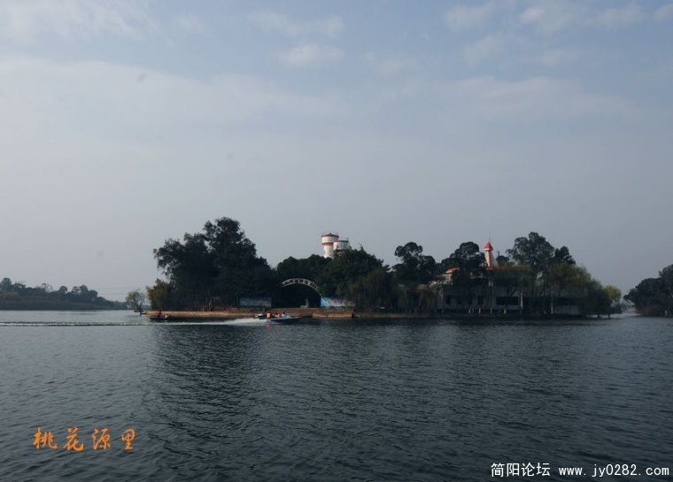 756.jpg
