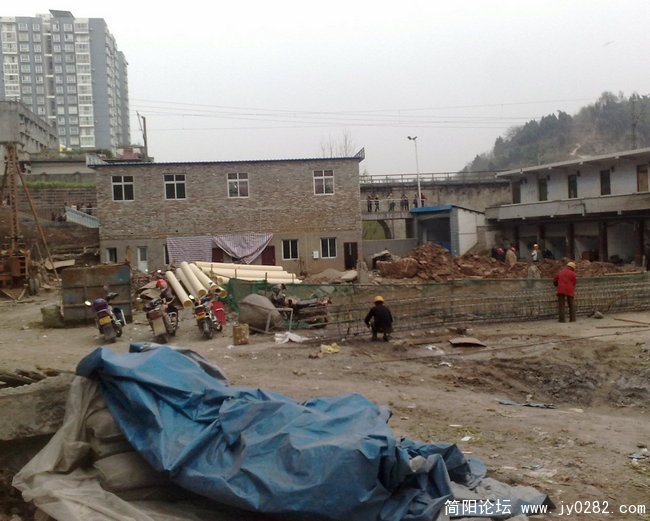 201103199147.jpg