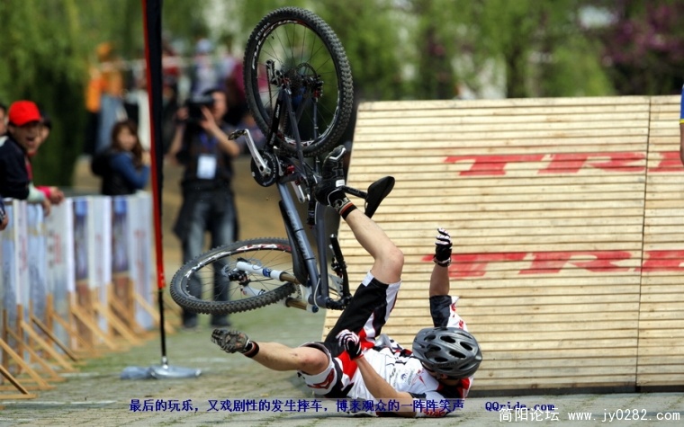 1104101314cfa8cb6e581be68c.jpg