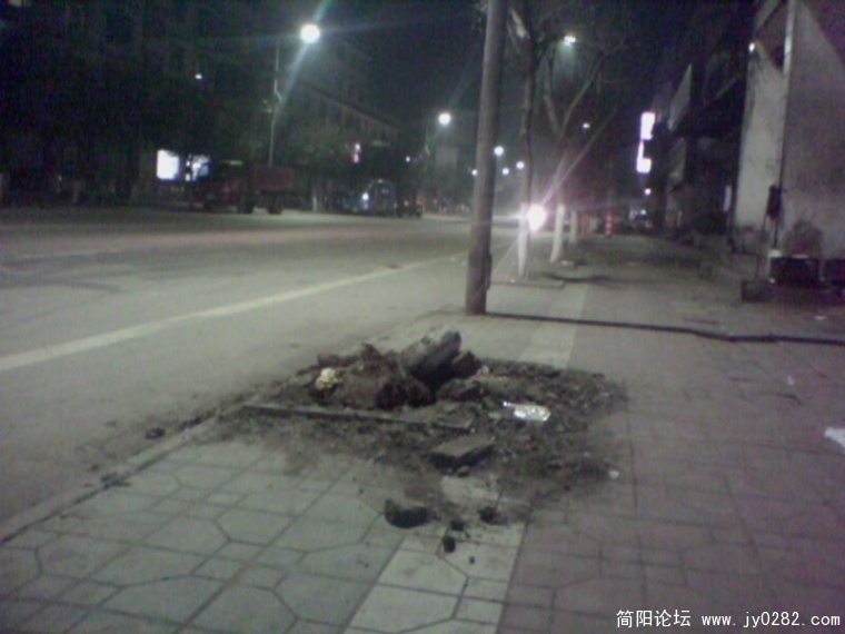 IMG0404A.jpg