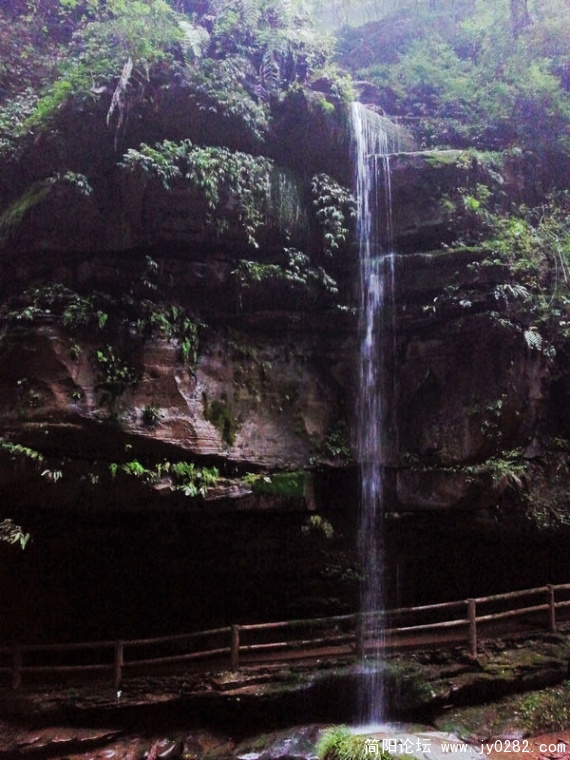 2010.10.05摄于碧峰峡