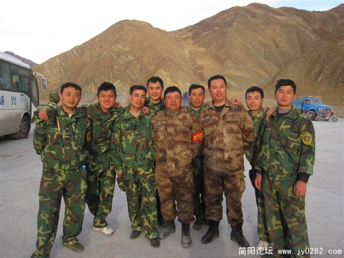 简阳救援队.jpg