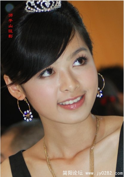 汽车模特-1.jpg