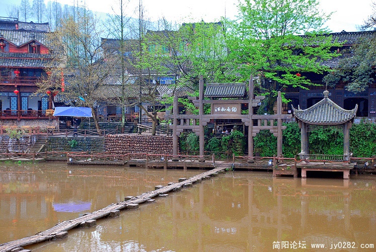 烟雨柳江.jpg