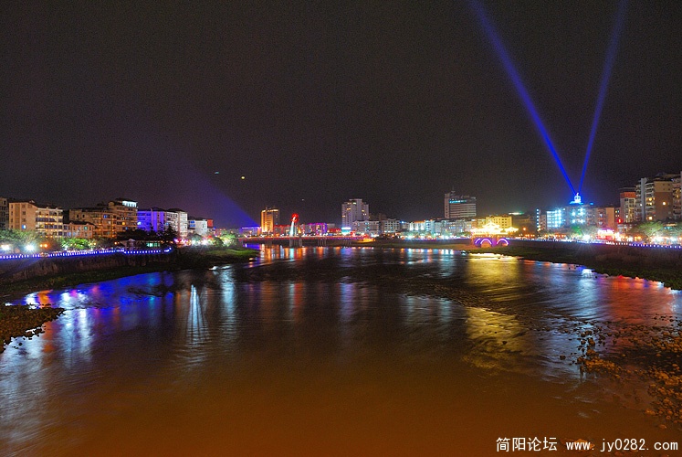 雅安夜景.jpg
