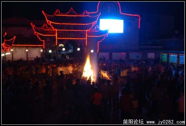 莺歌燕舞.jpg