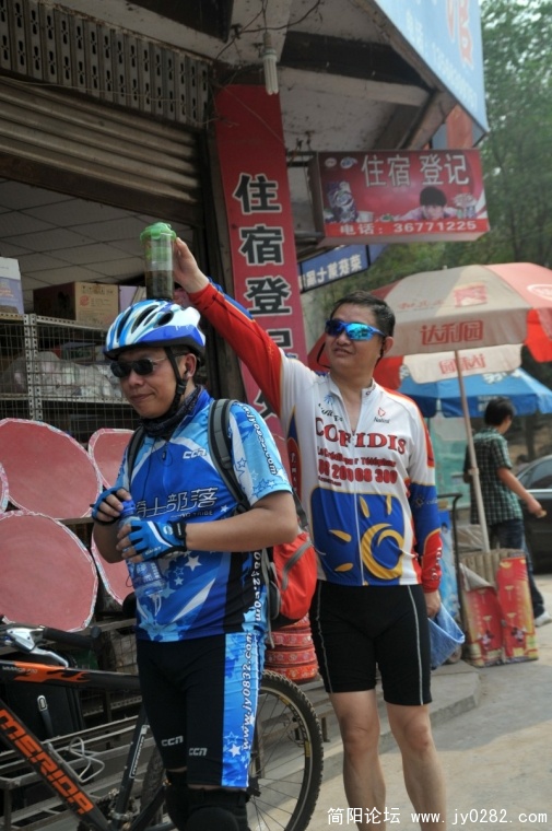 conew_jyk_2701_conew1.jpg