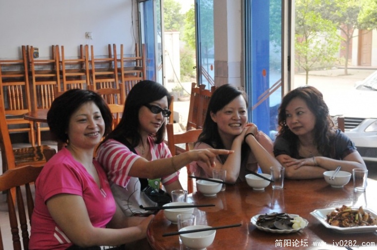 conew_jyk_2808_conew1.jpg
