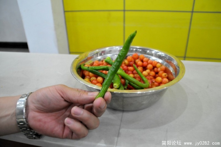 conew_jyk_2997_conew1.jpg
