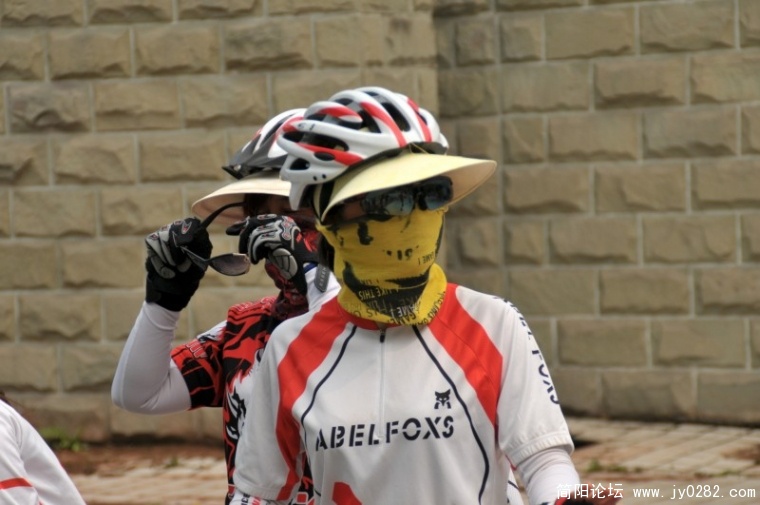 conew_jyk_3087_conew1.jpg