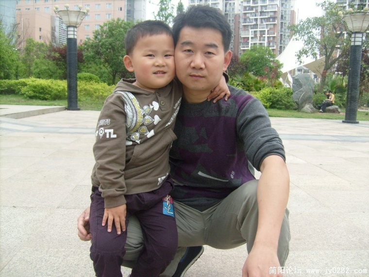 S7305008.JPG