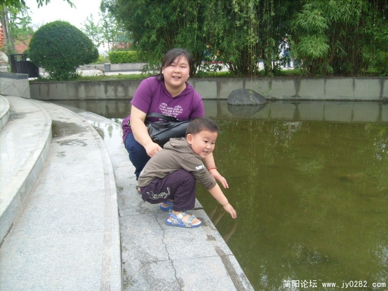 S7305059.JPG