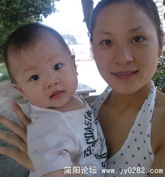 手机用母子合照.jpg
