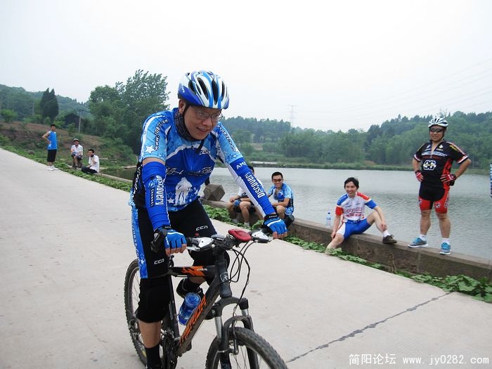 zhengwei.jpg
