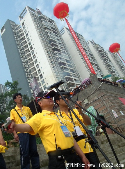 QRJ 428.jpg