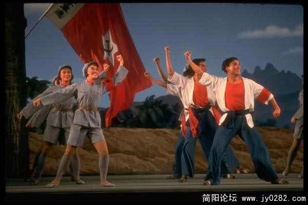 文艺表演.jpg