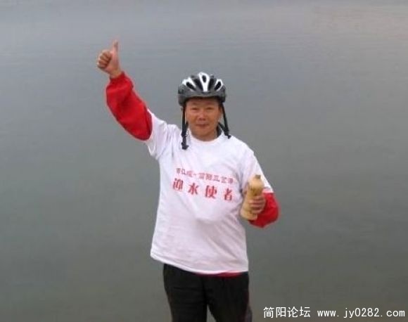 172107b25falfcfmc2m44g.jpg