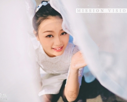【弥尚写真—小琴】女人，可以性感，可以清纯，可以妖艳，可以抚媚，唯独不可以平庸！