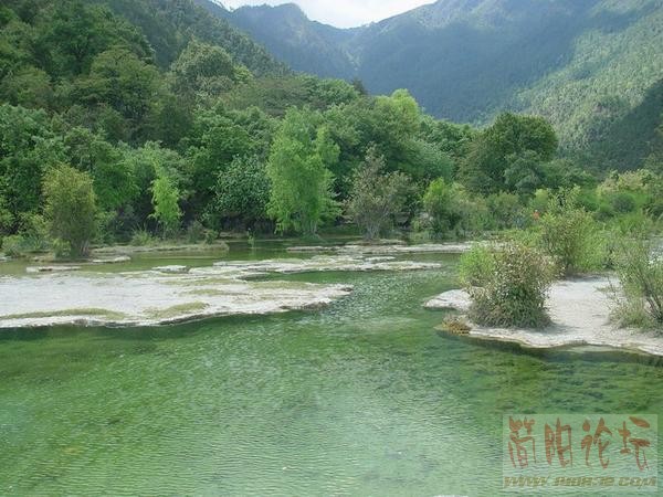 涟漪池.jpg