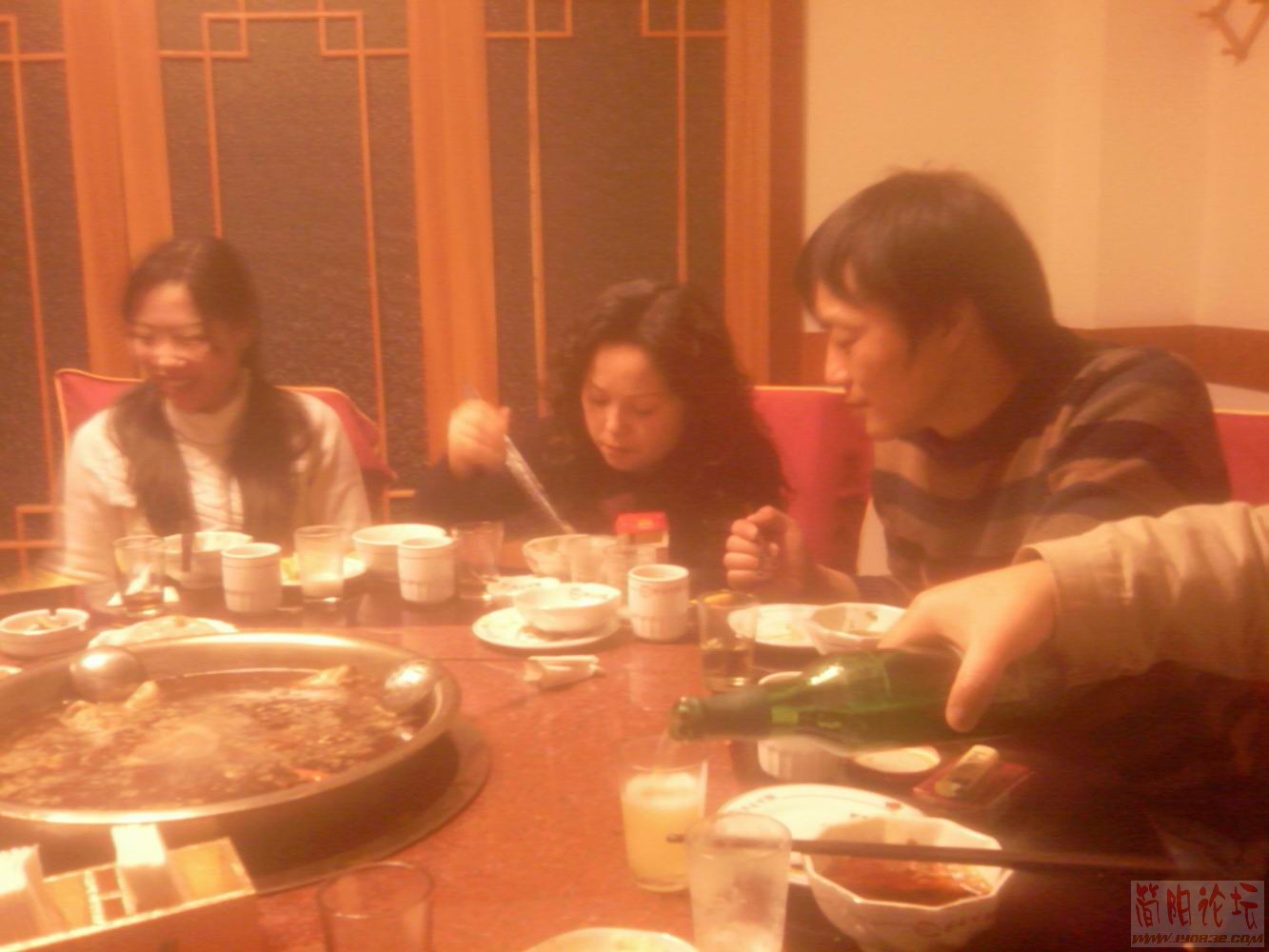 你喝酒我吃菜.jpg